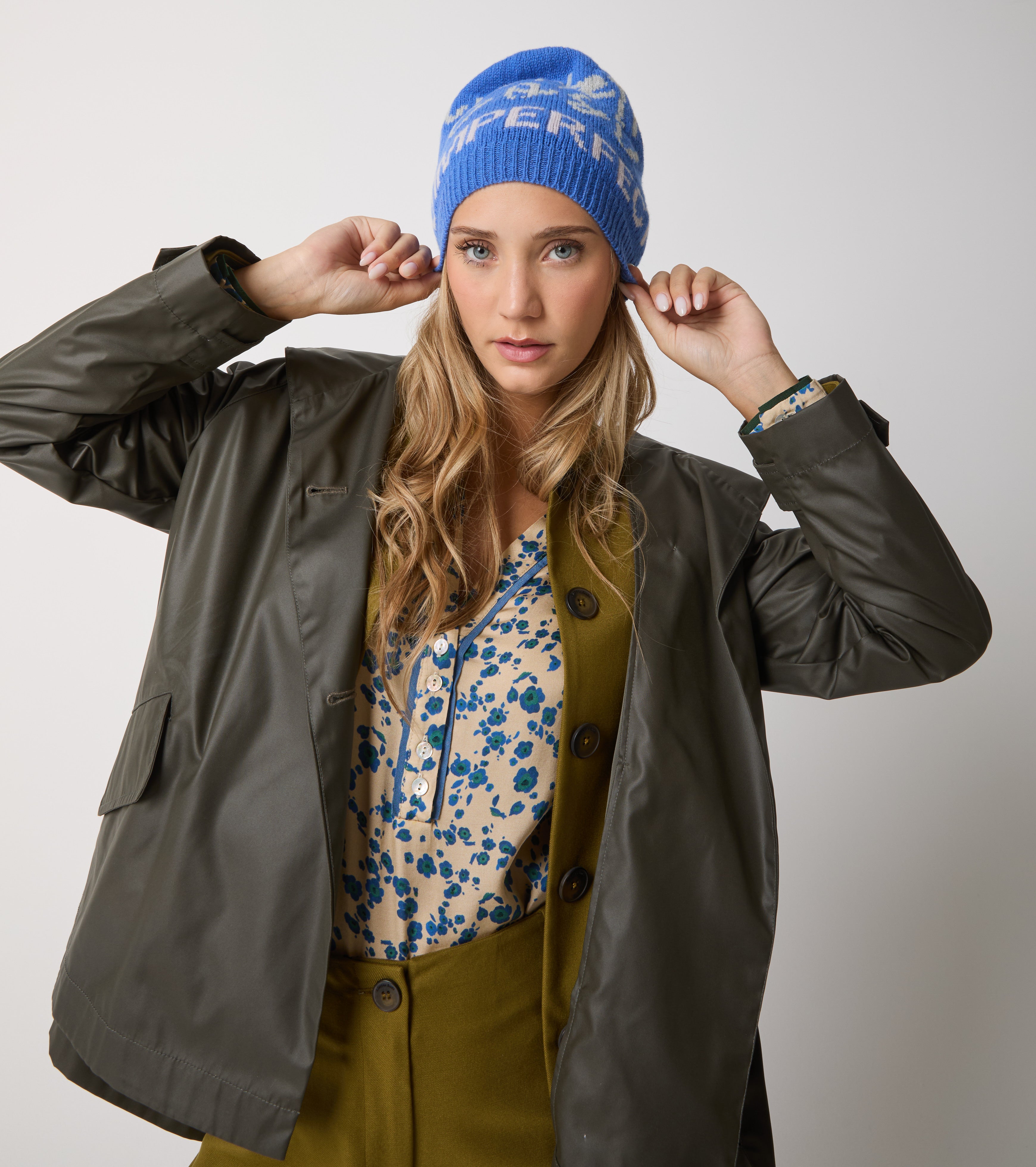 Parka corto con cappuccio