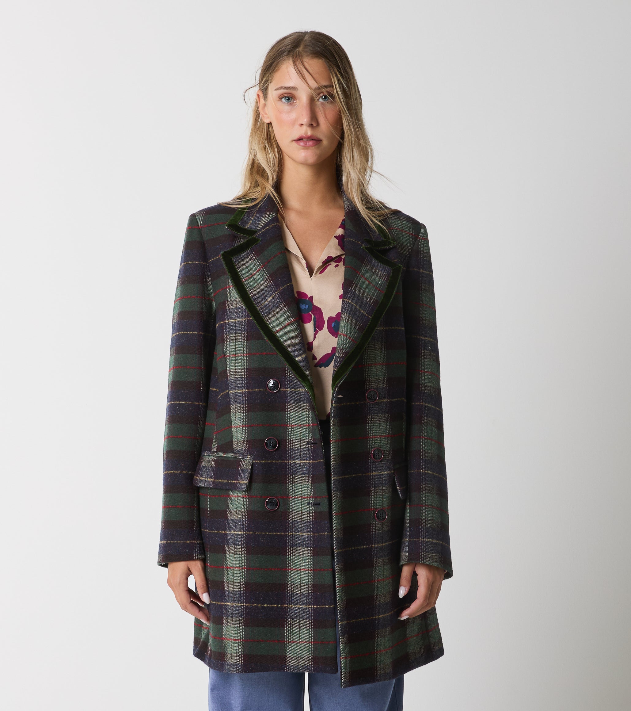 Double-breasted coat in wool and cotton check