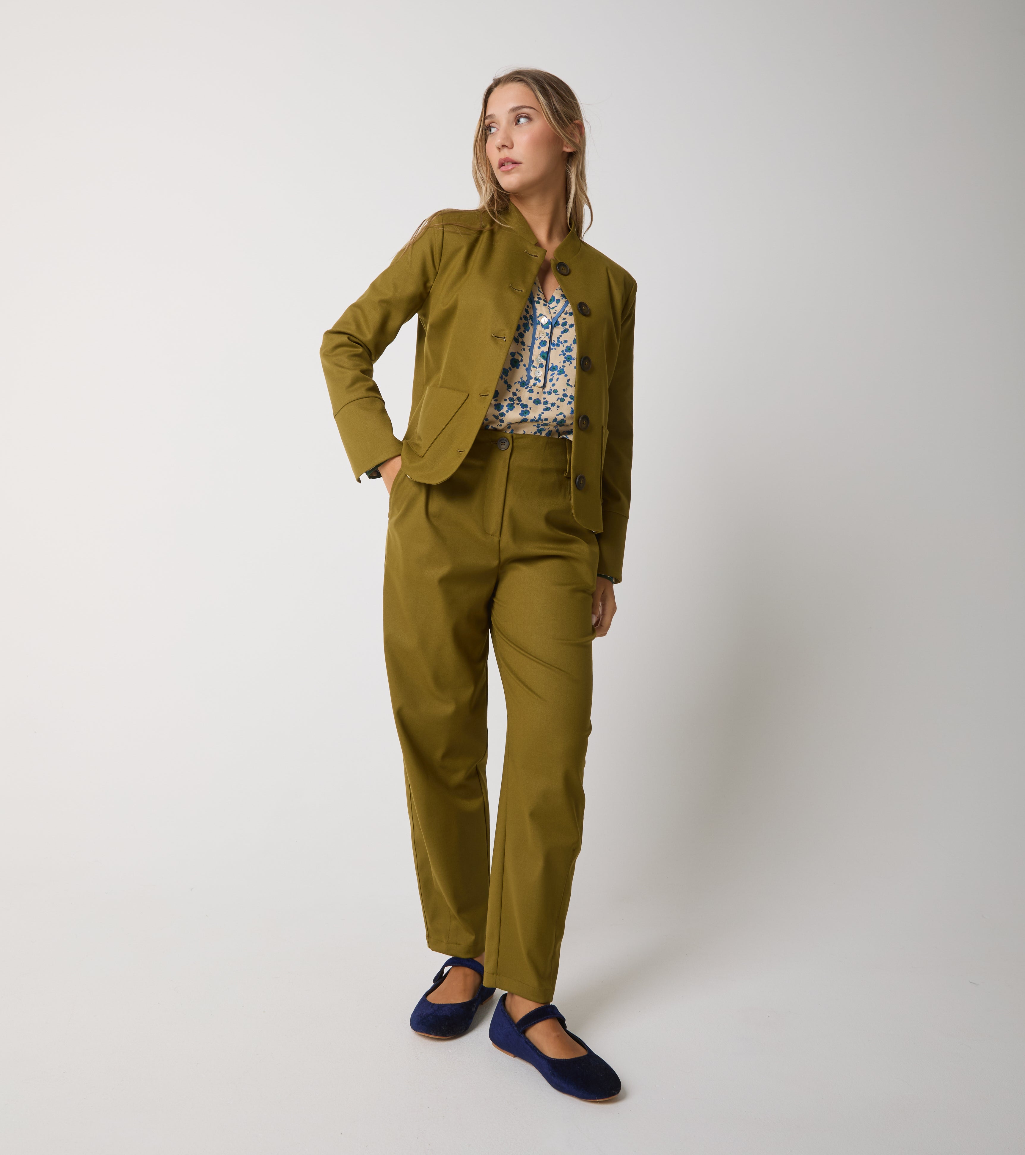 Jacket with mandarin collar