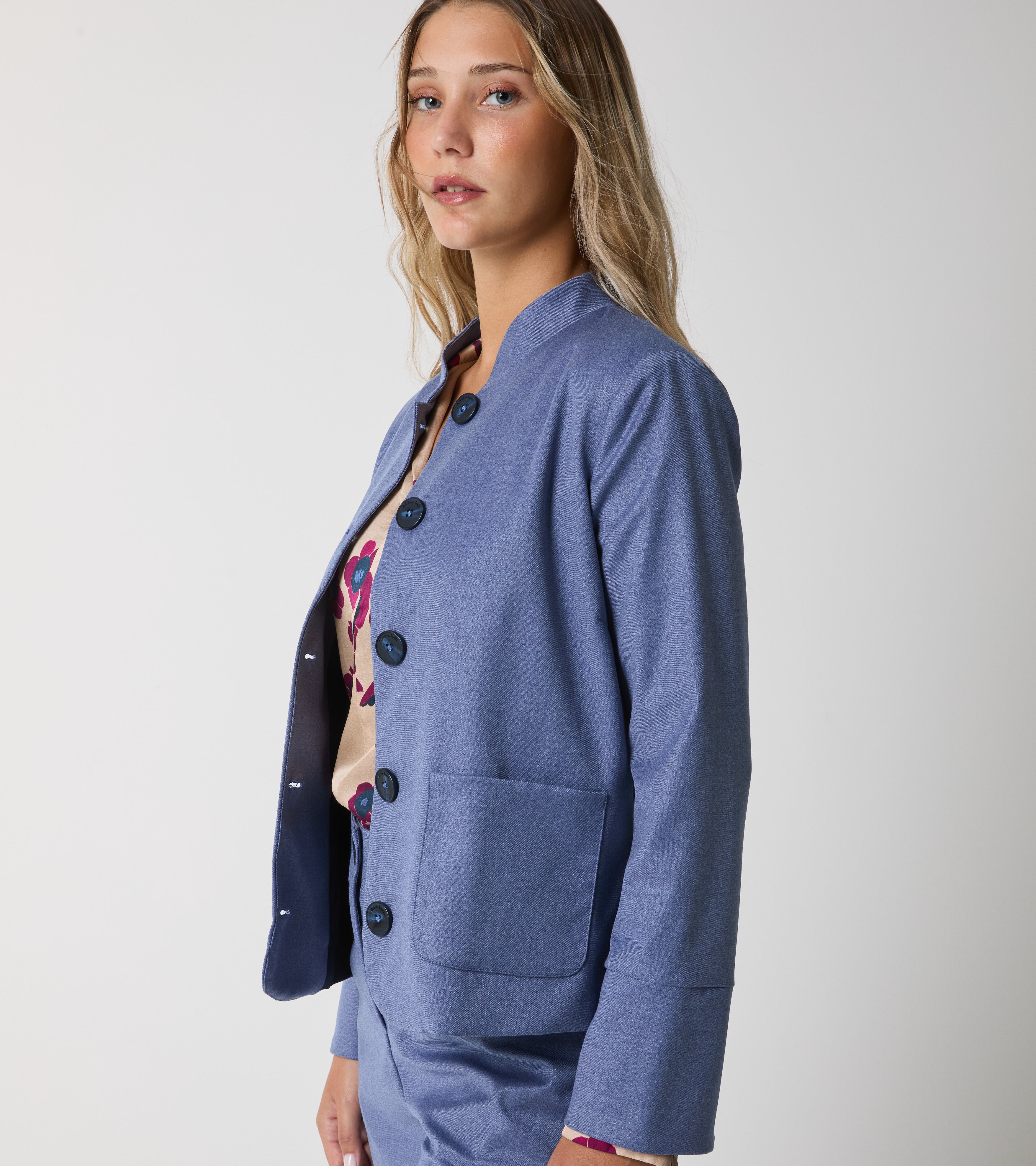 Jacket with mandarin collar