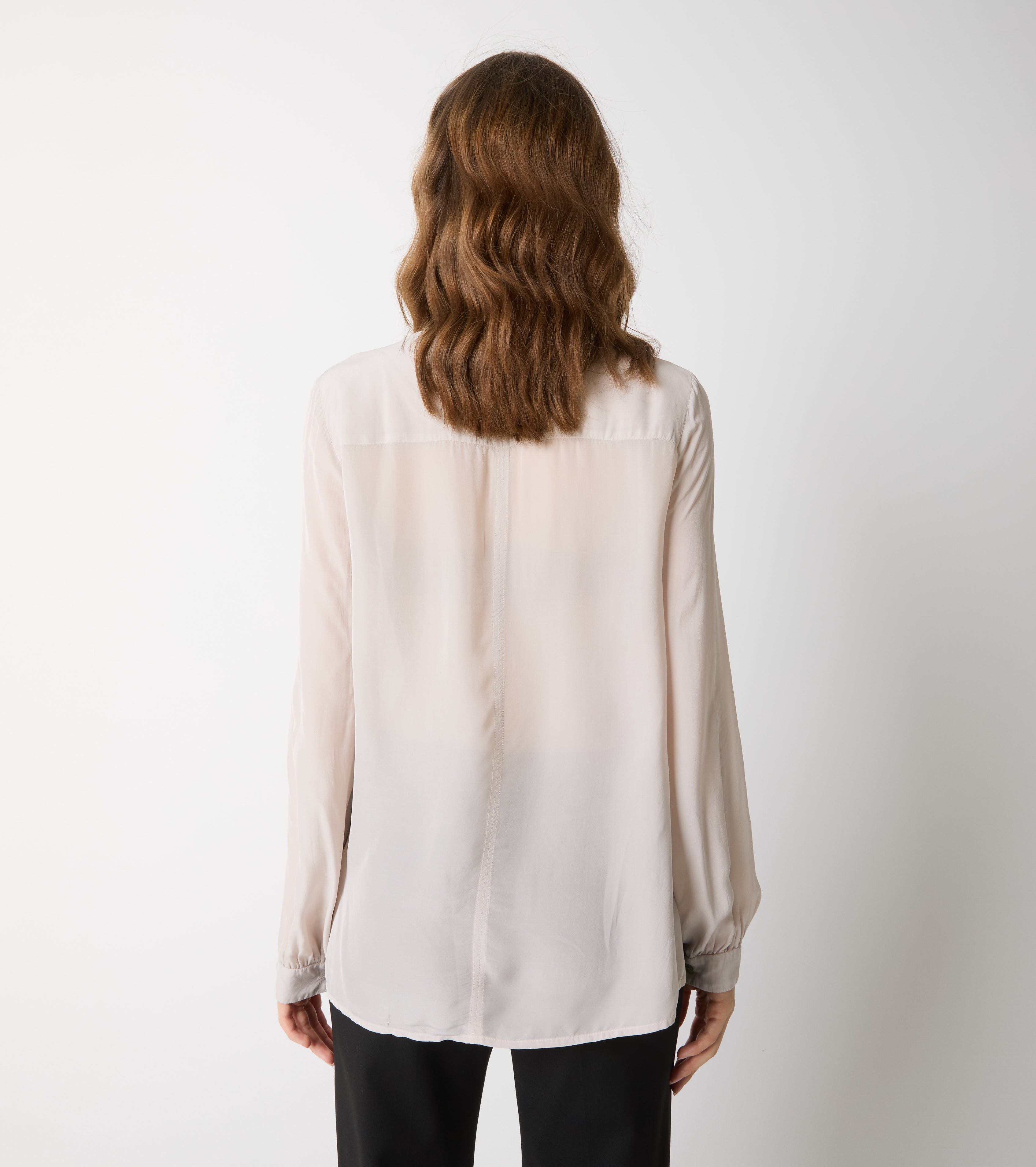 Bluse med V-hals