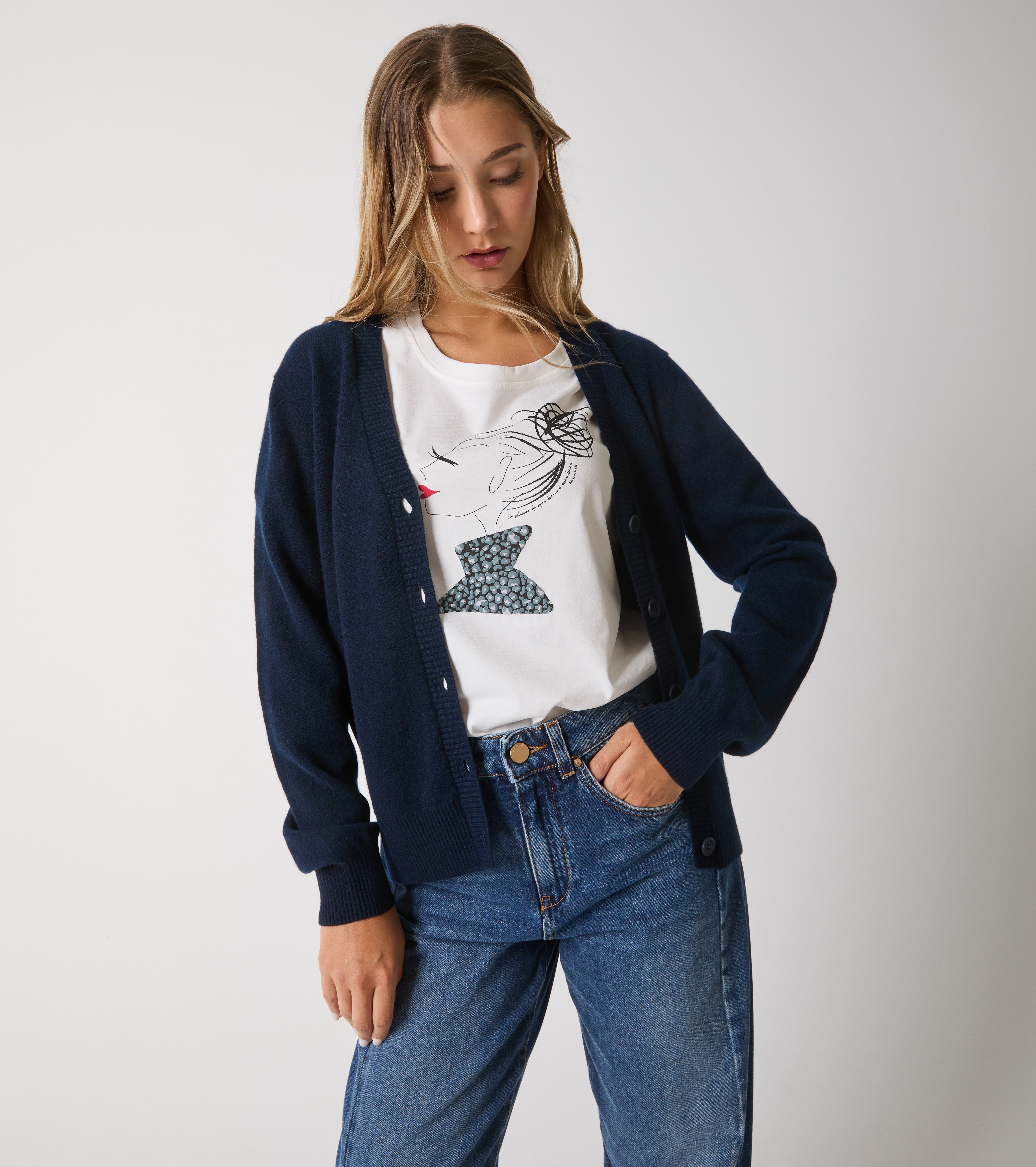 Cardigan i kashmir med knapper