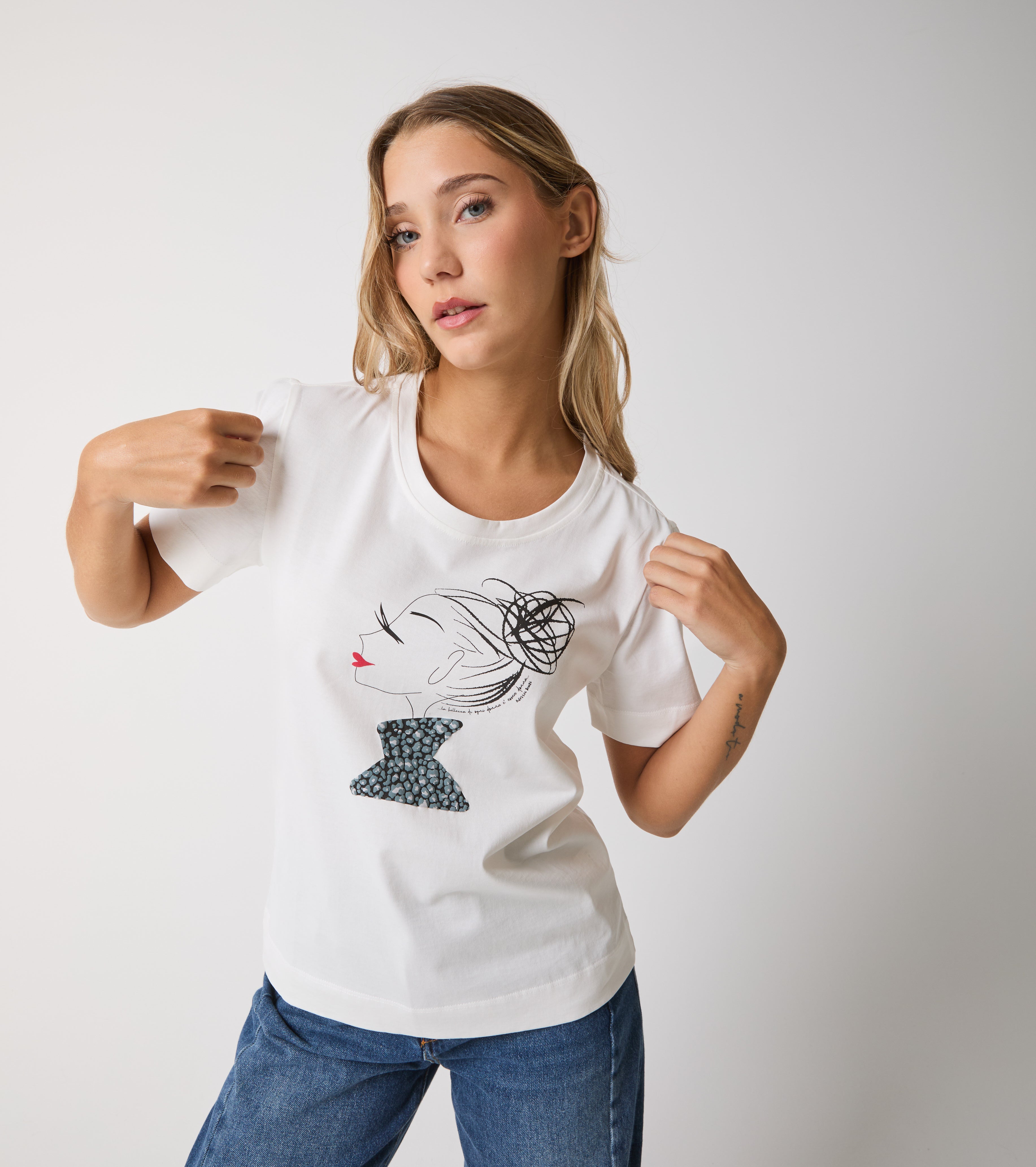 Cotton T-shirt with graphic print