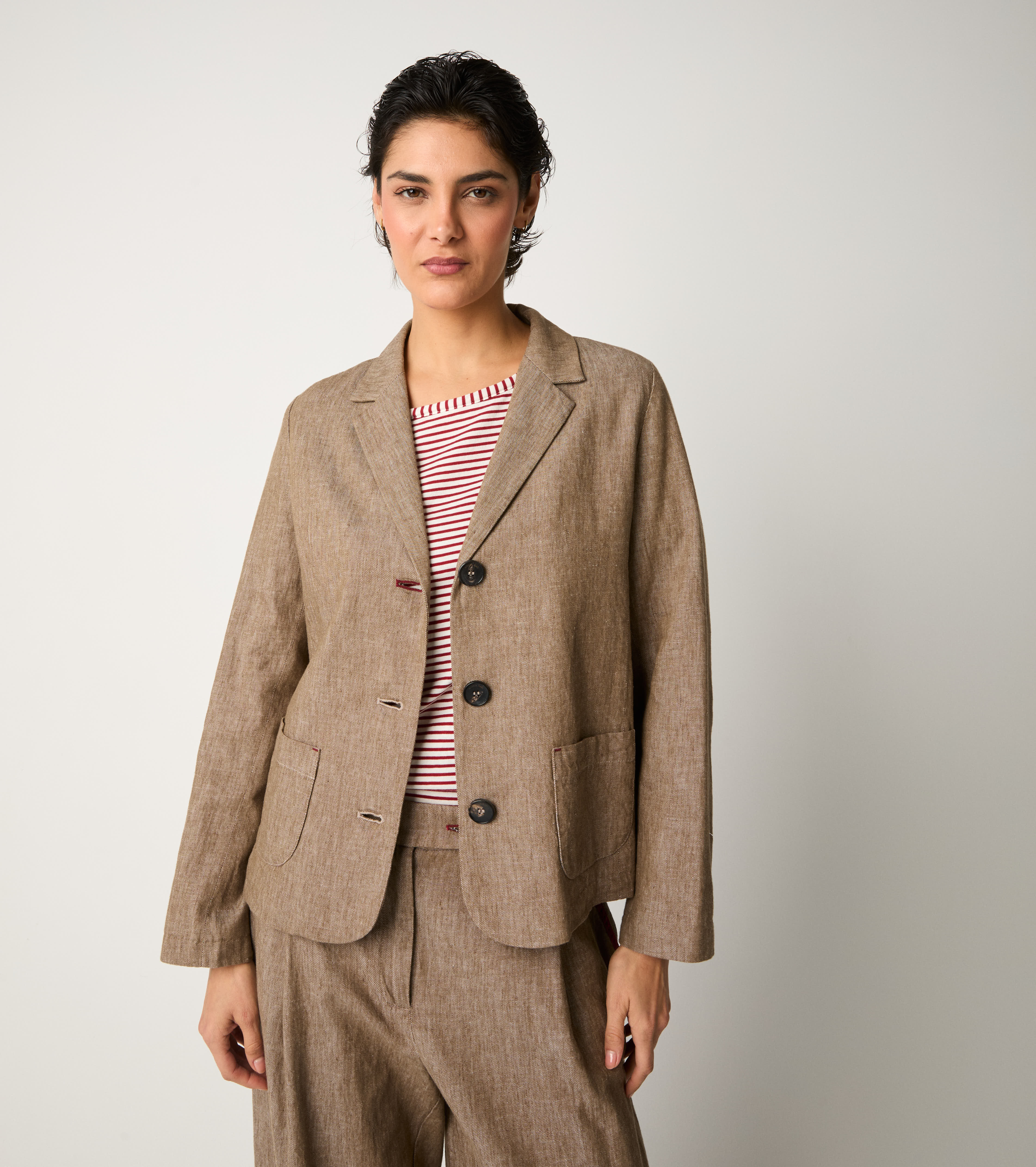 Blazer monopetto in misto lino castoro
