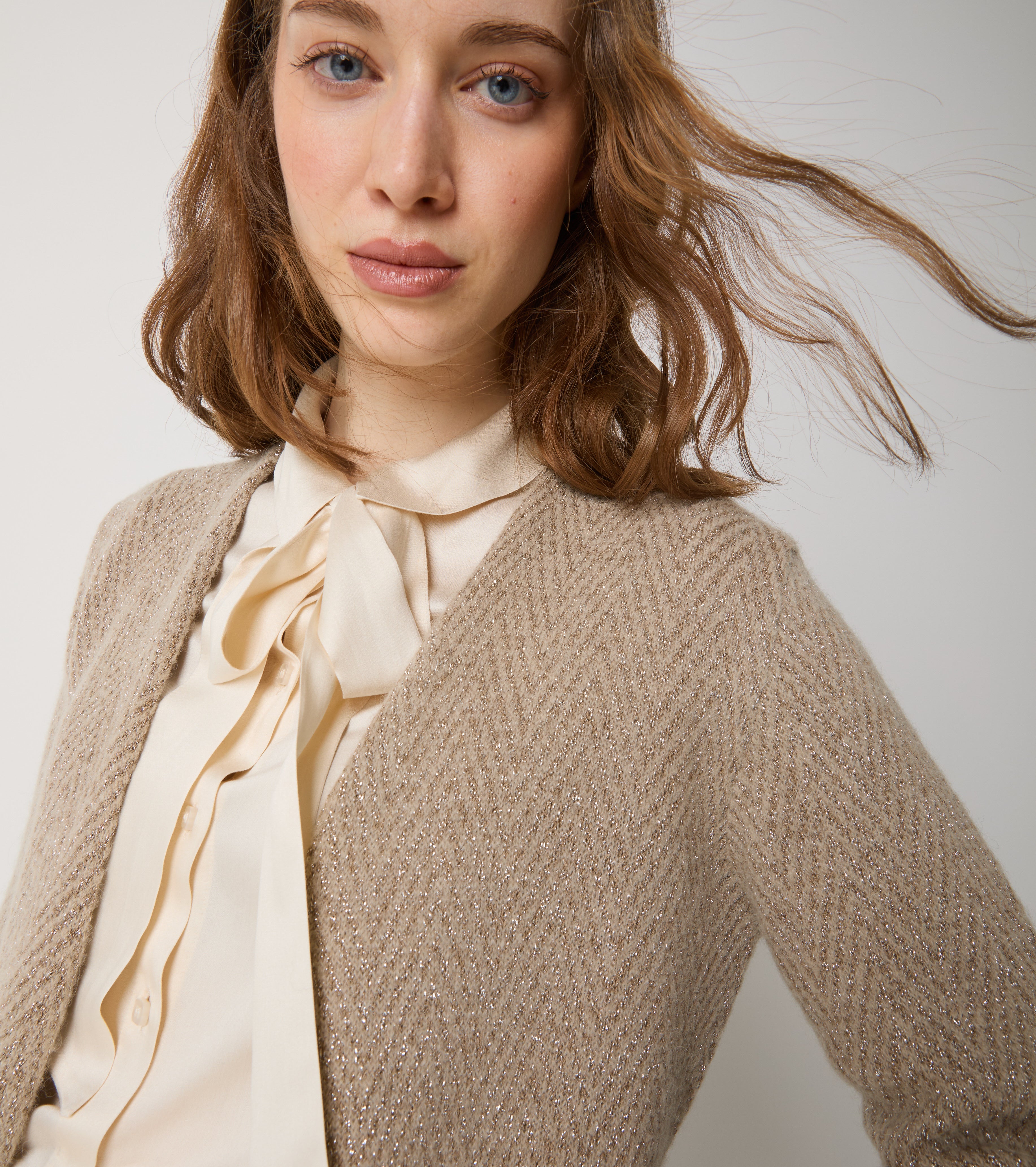 Short cardigan in alpaca and chevron wool