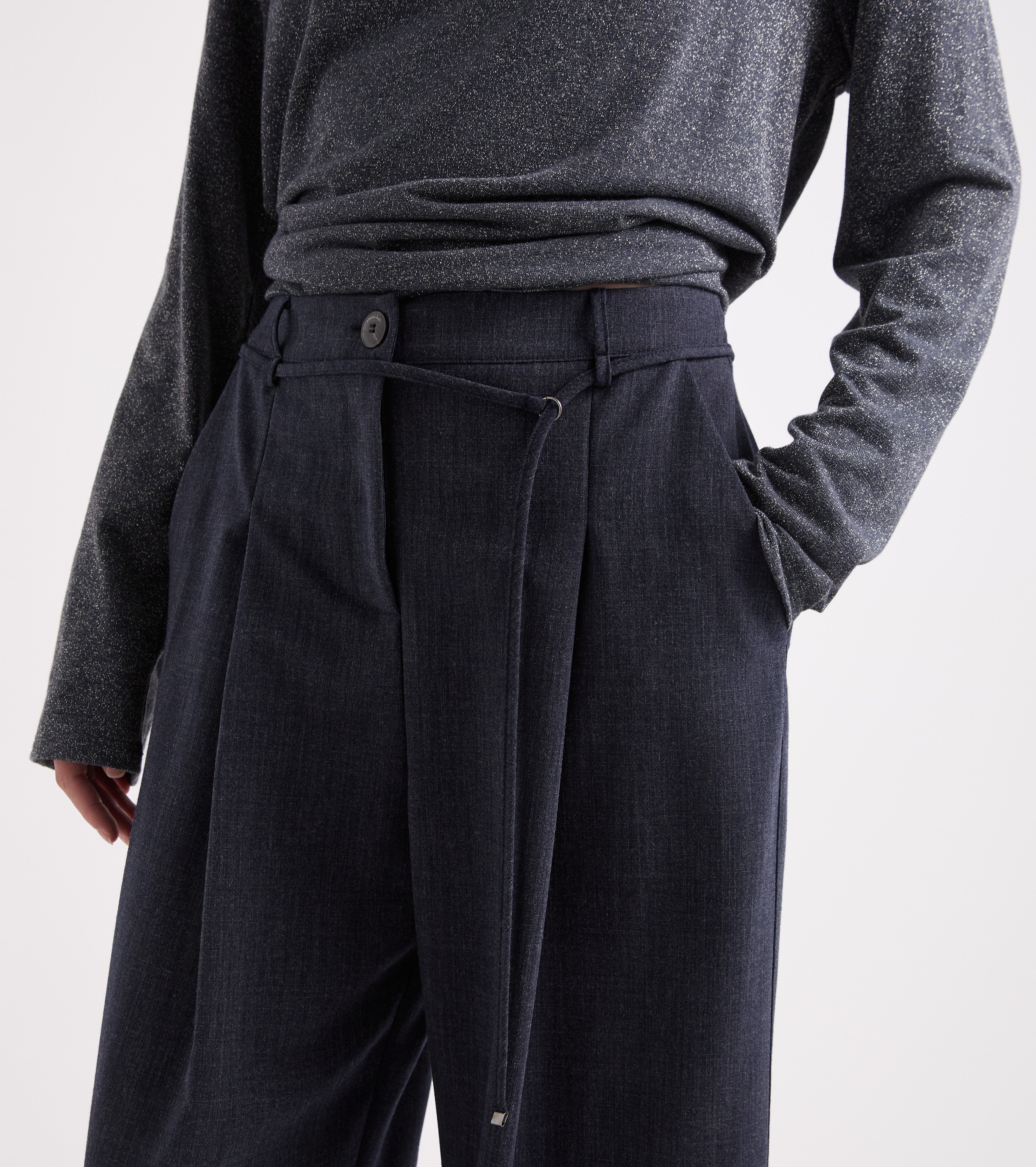 Pantaloni a vita alta con risvolto