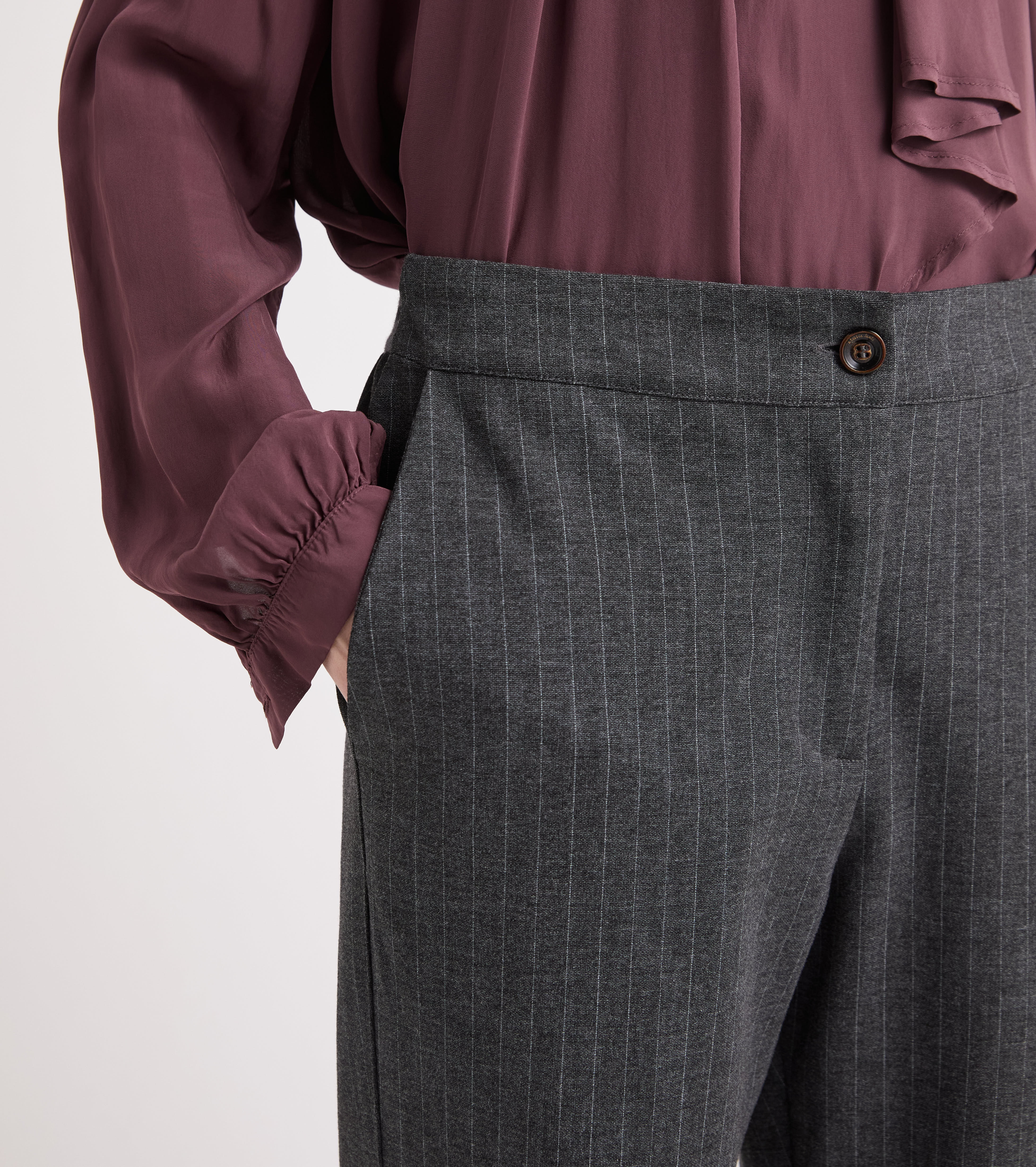Pantaloni cropped in viscosa a righe