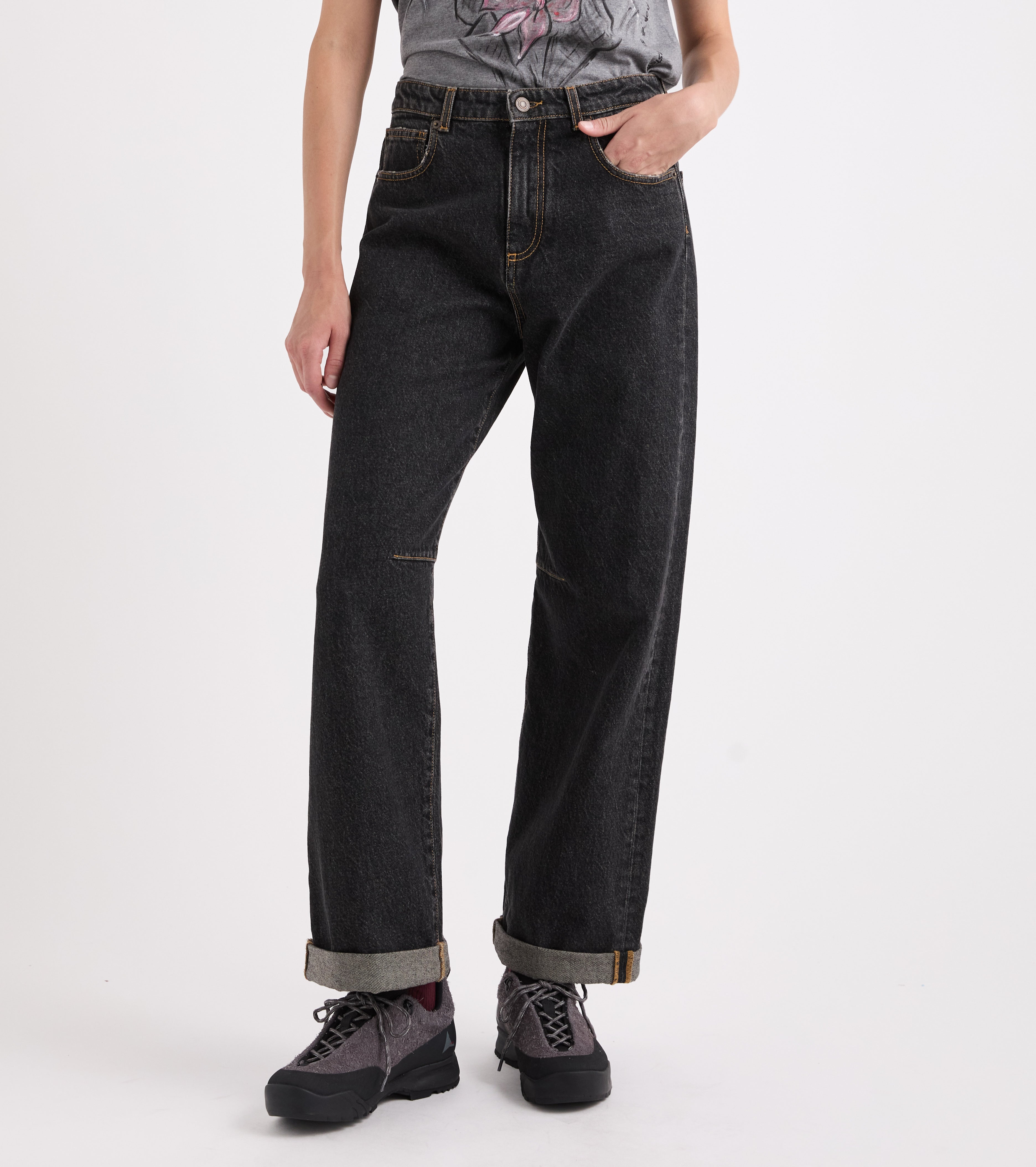 Jeans cinque tasche in cotone effetto used