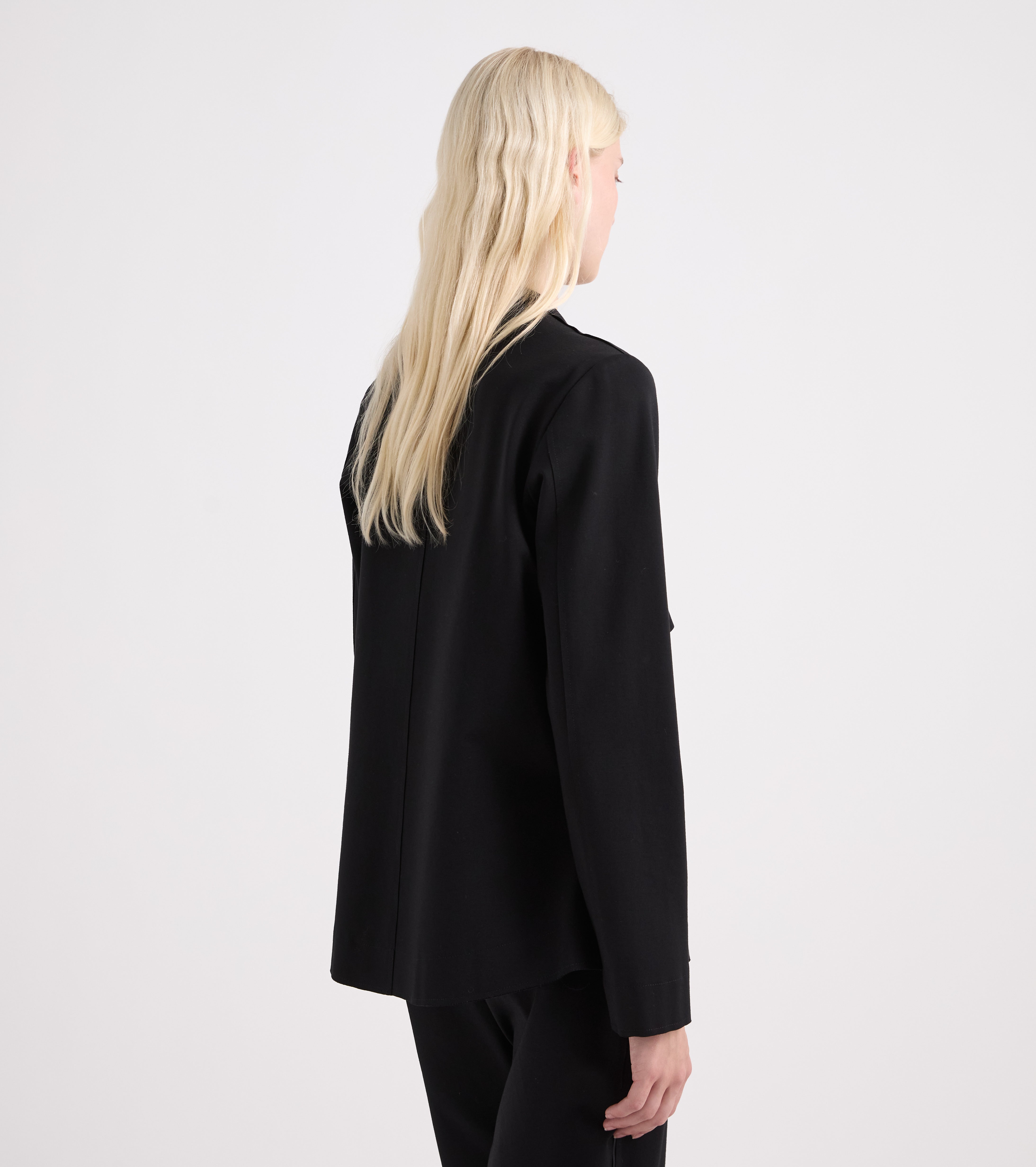 Chaqueta elástica con cremallera en negro diamante