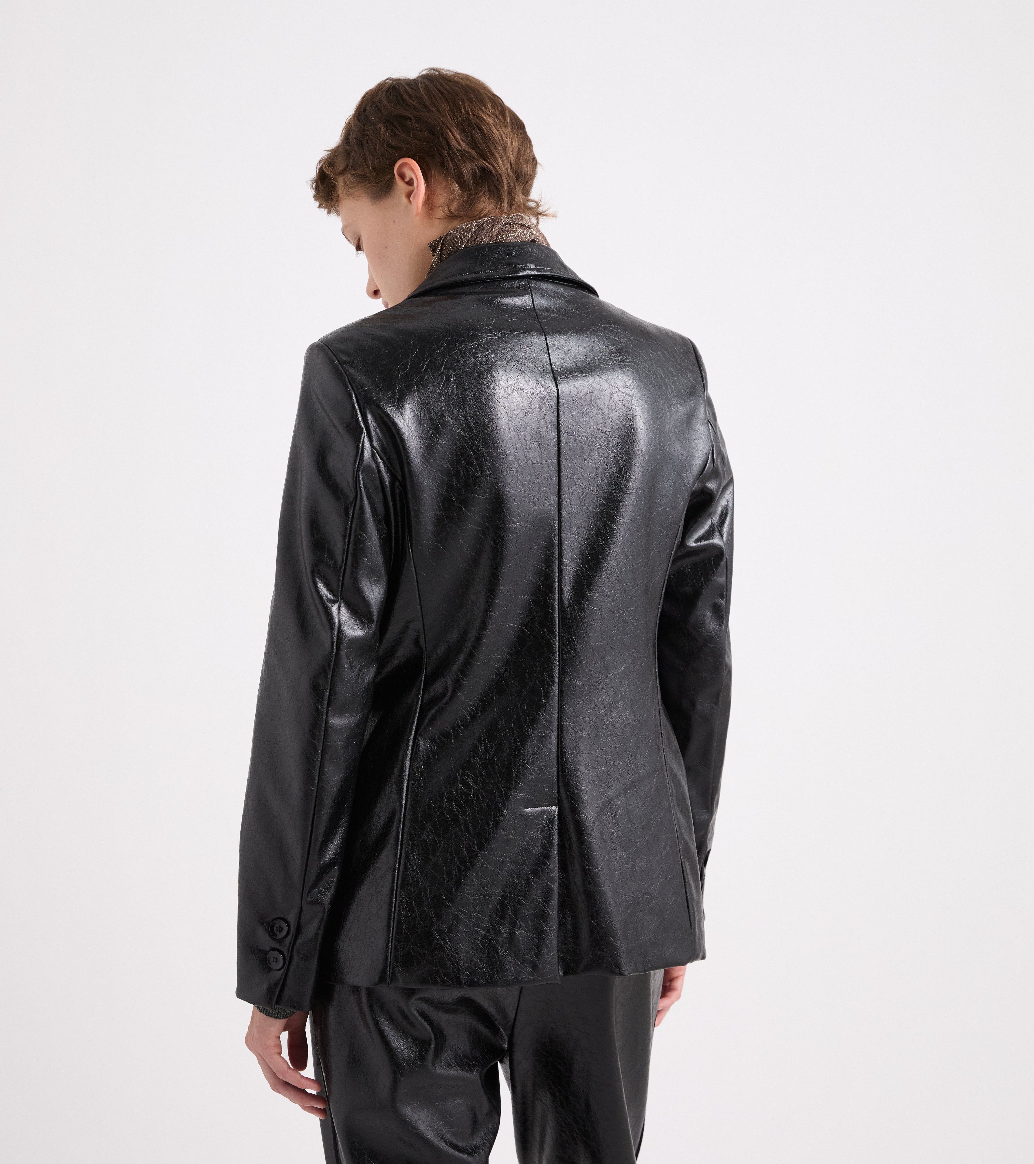 Blazer de imitación de piel con solapas en punta, negro diamante