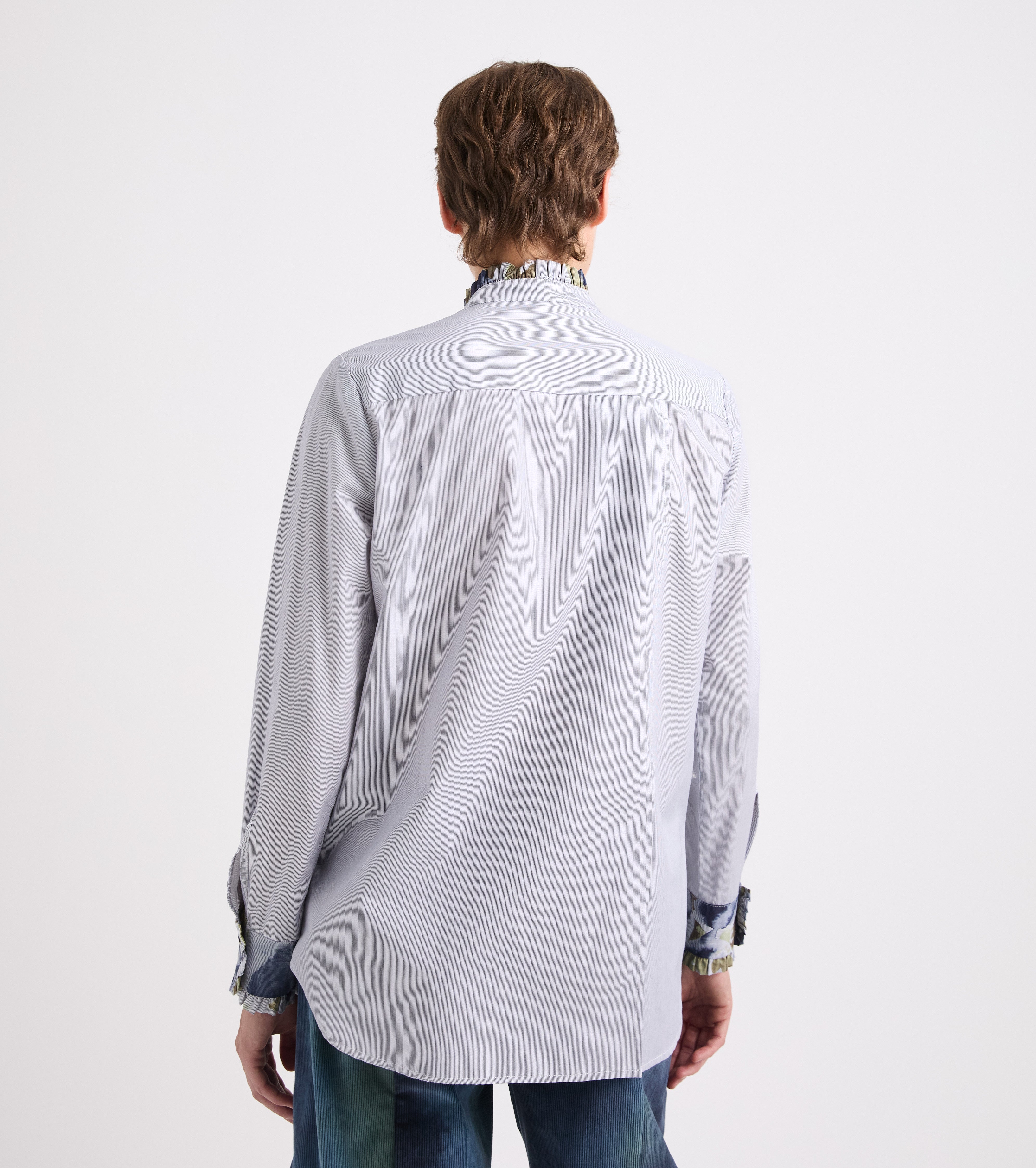Camisa de algodón con volantes a rayas