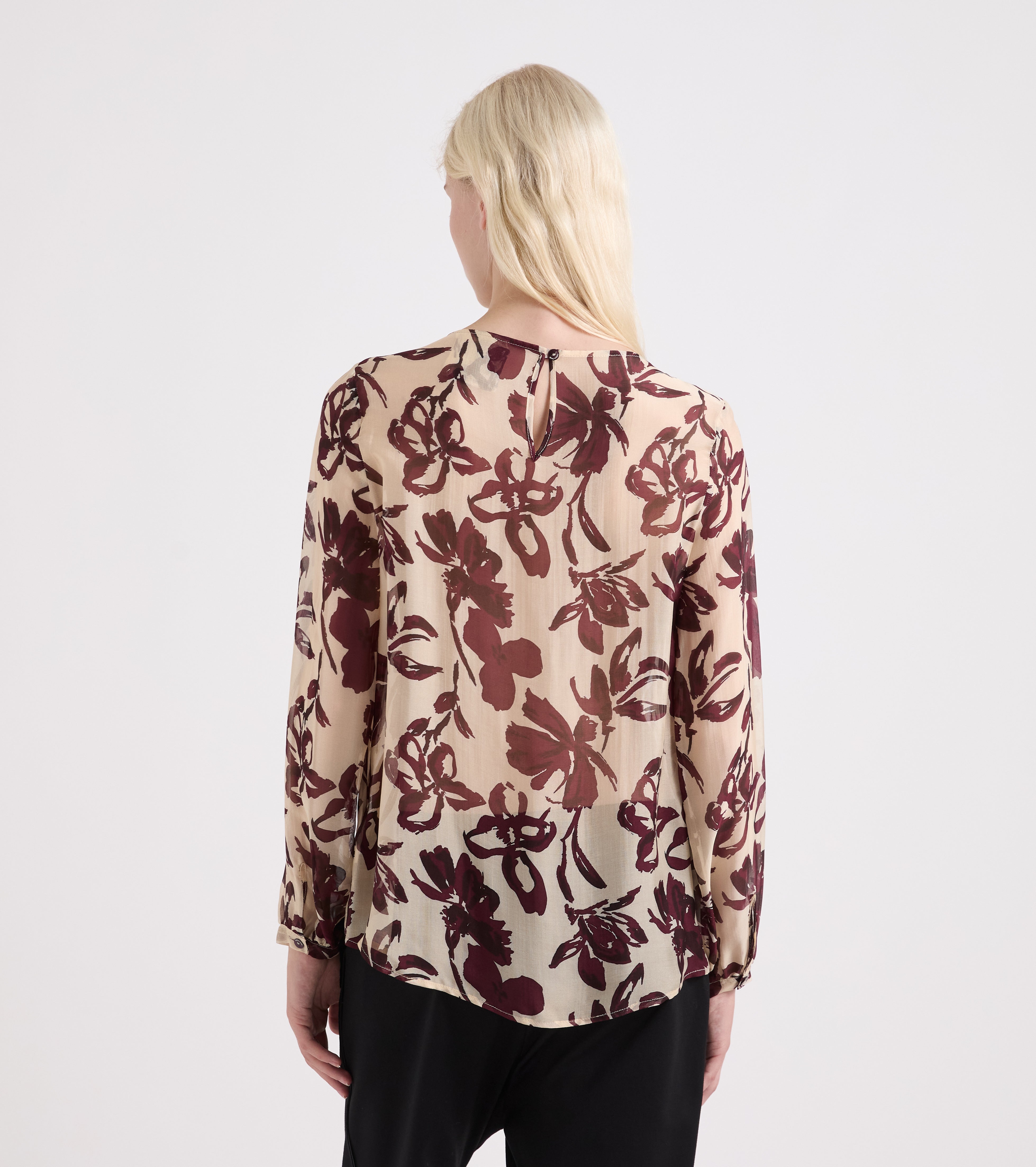 Blusa stampata con scollo rotondo