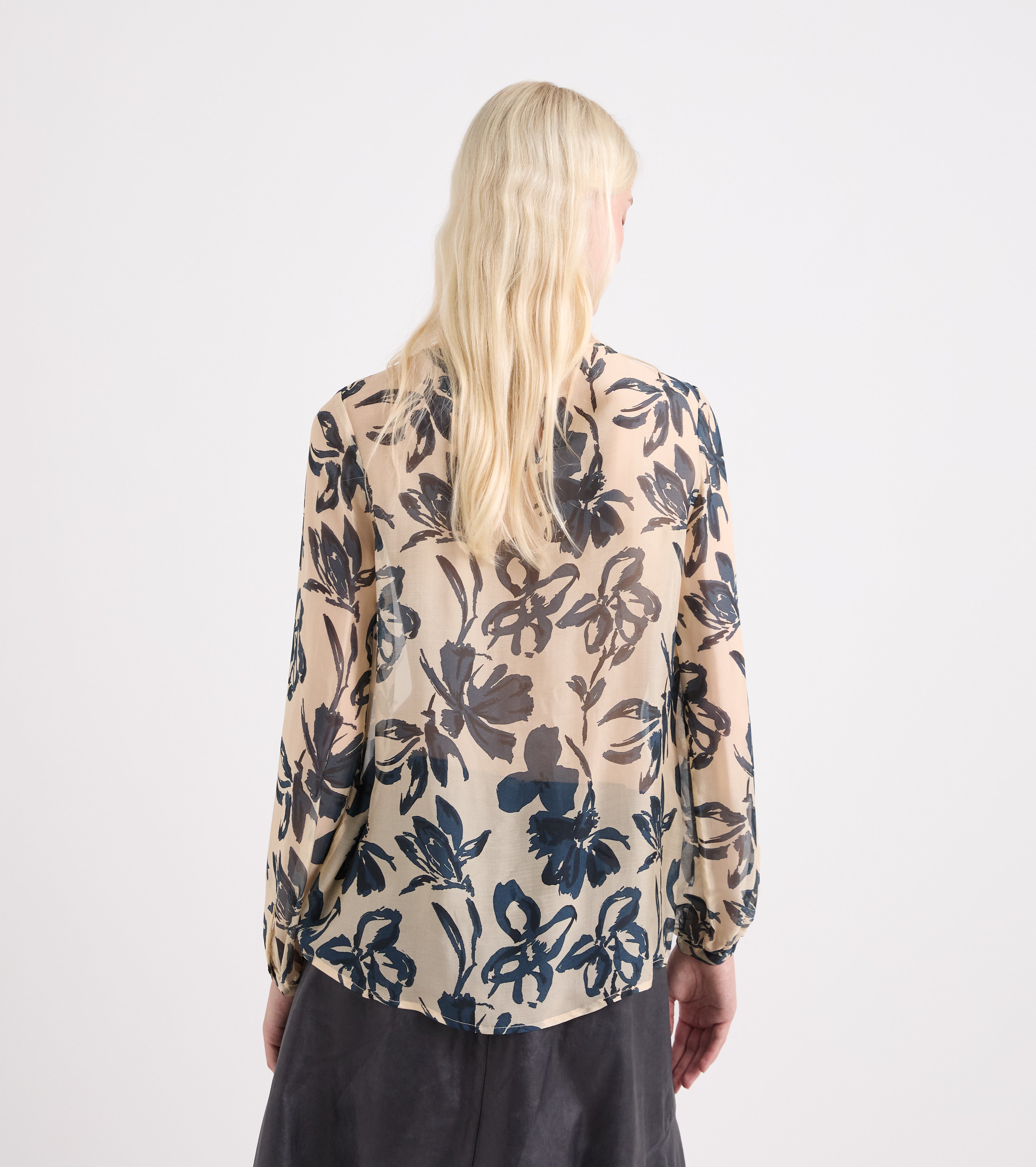 Blusa stampata con scollo rotondo