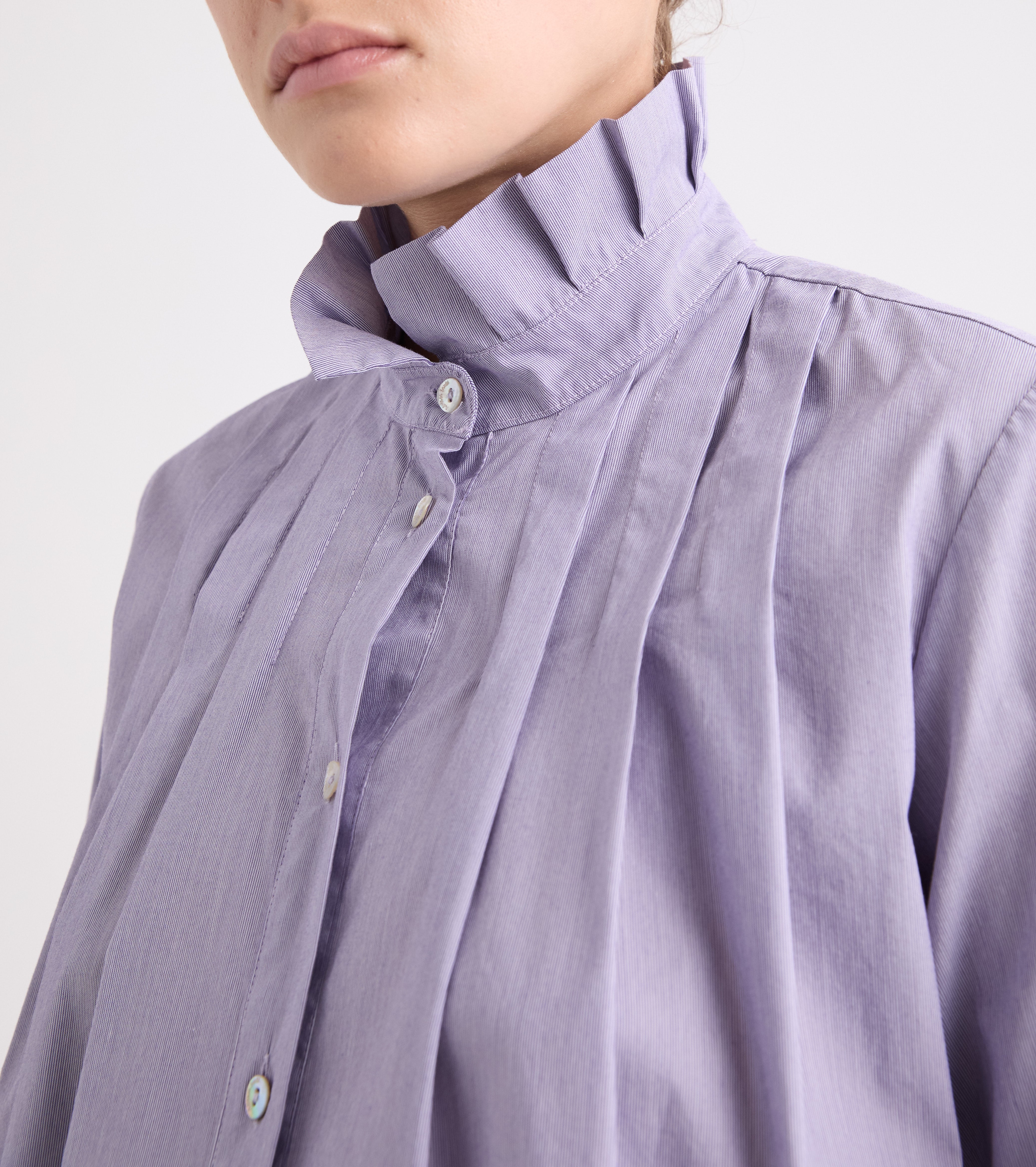 Camicia stretch con collo alto