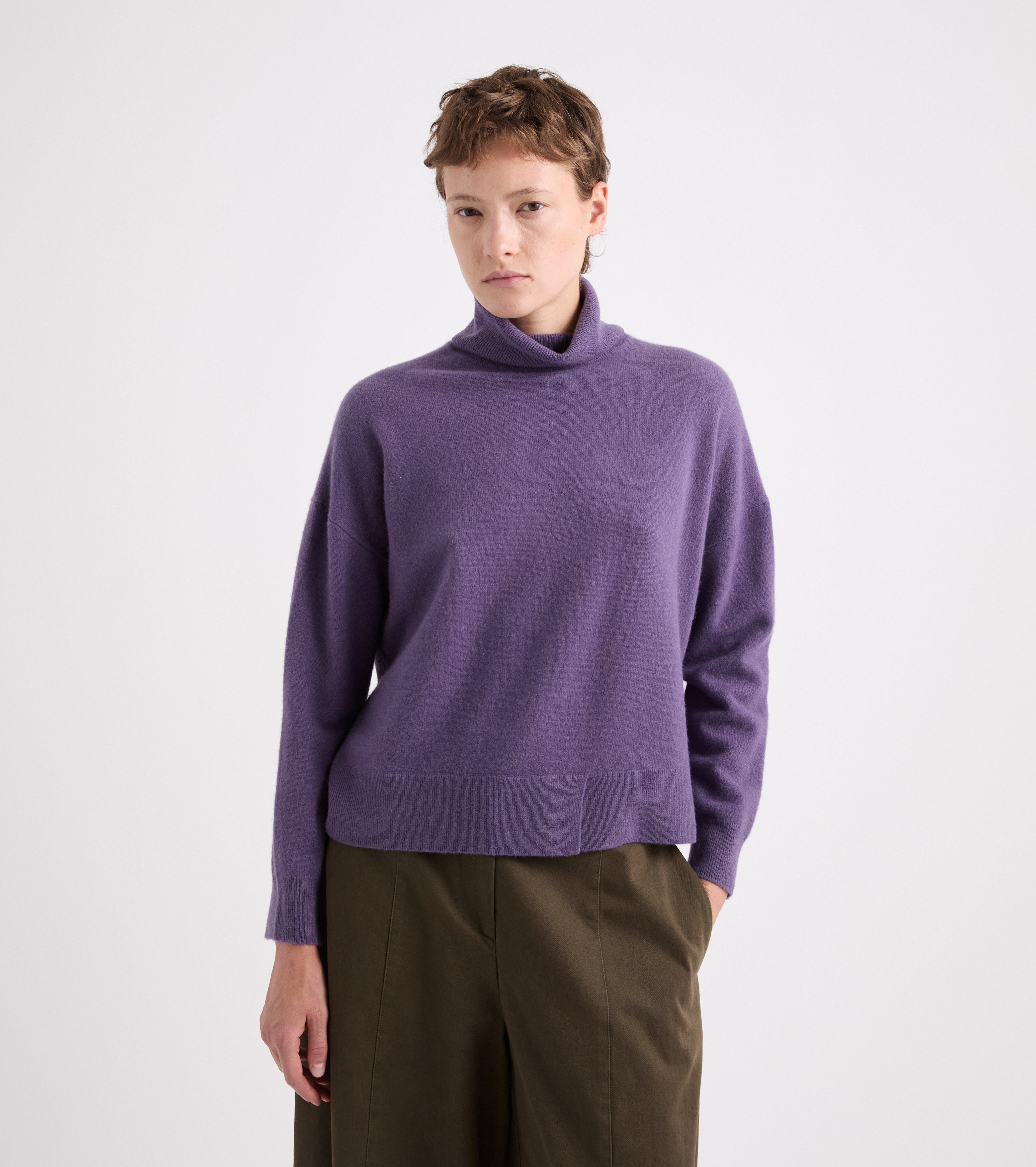 Jersey de cuello alto en mezcla de cachemira color iris