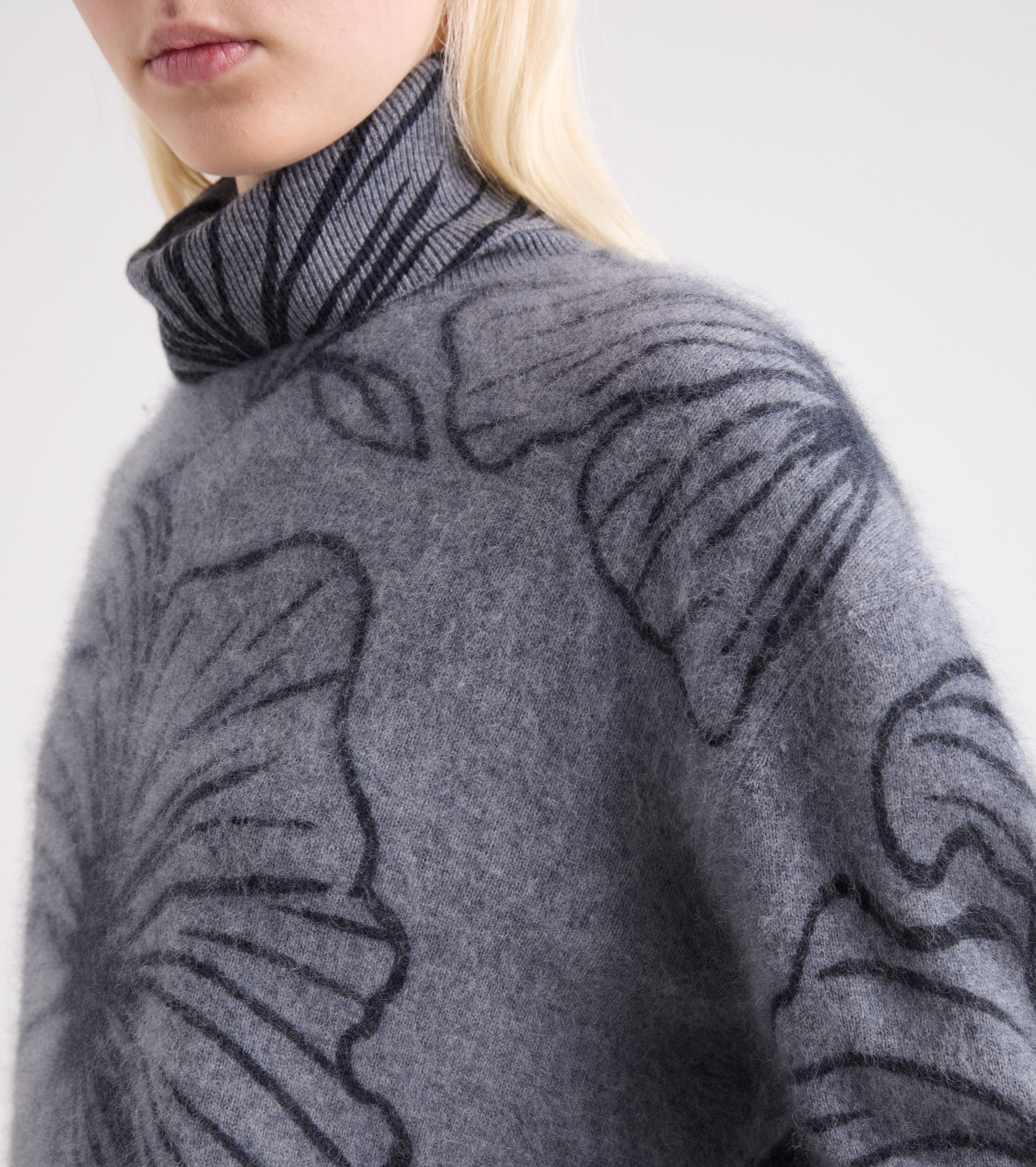 Blue-grey floral-print turtleneck jumper