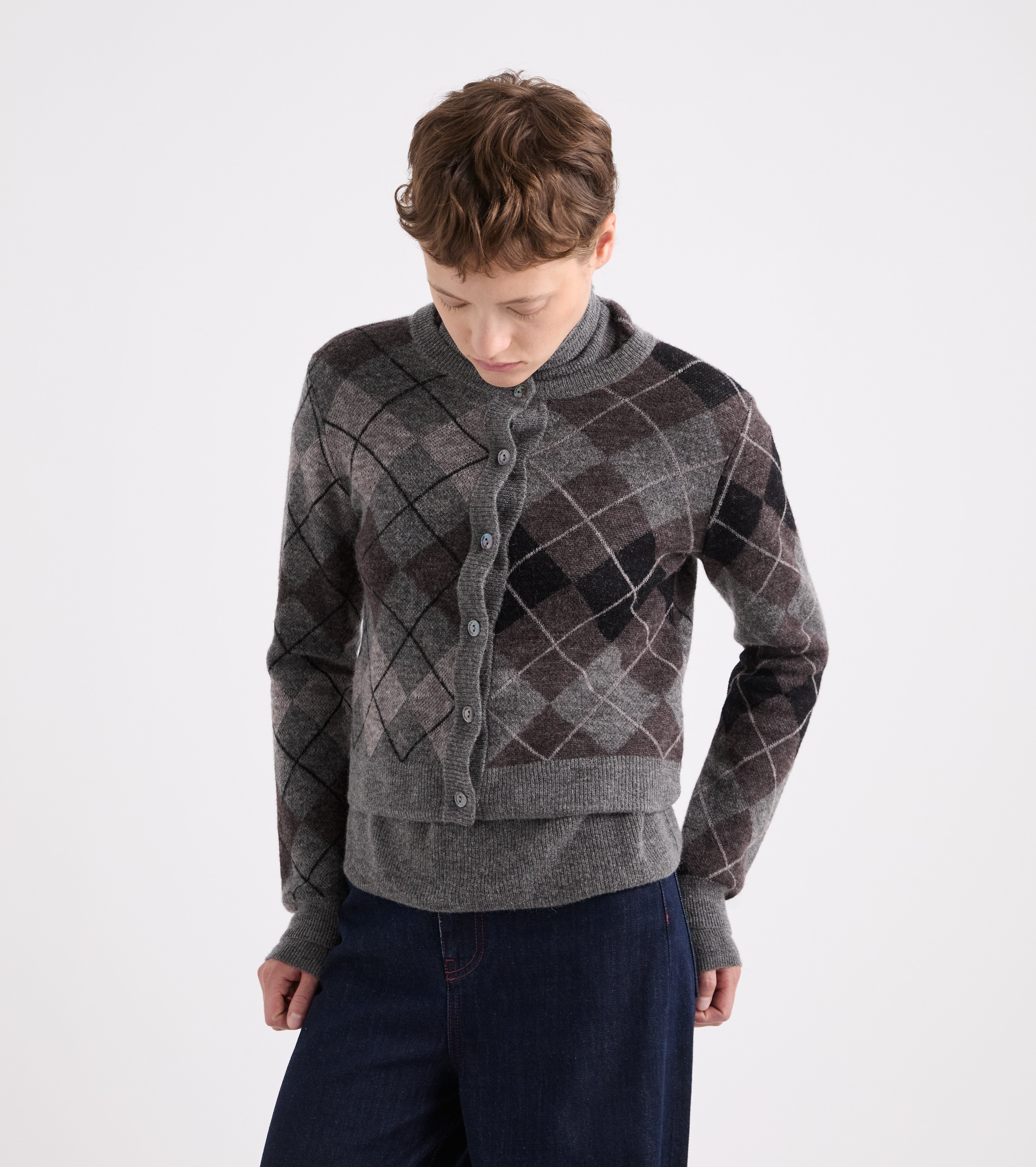 Cárdigan con diseño de rombos y botones en forma de rombo