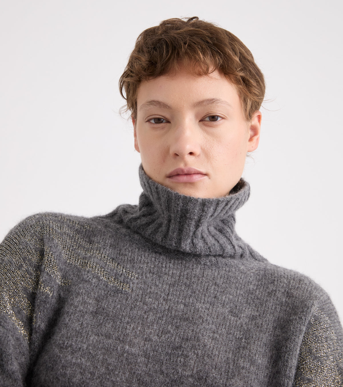 Maglia dolcevita in misto lana e lurex nero