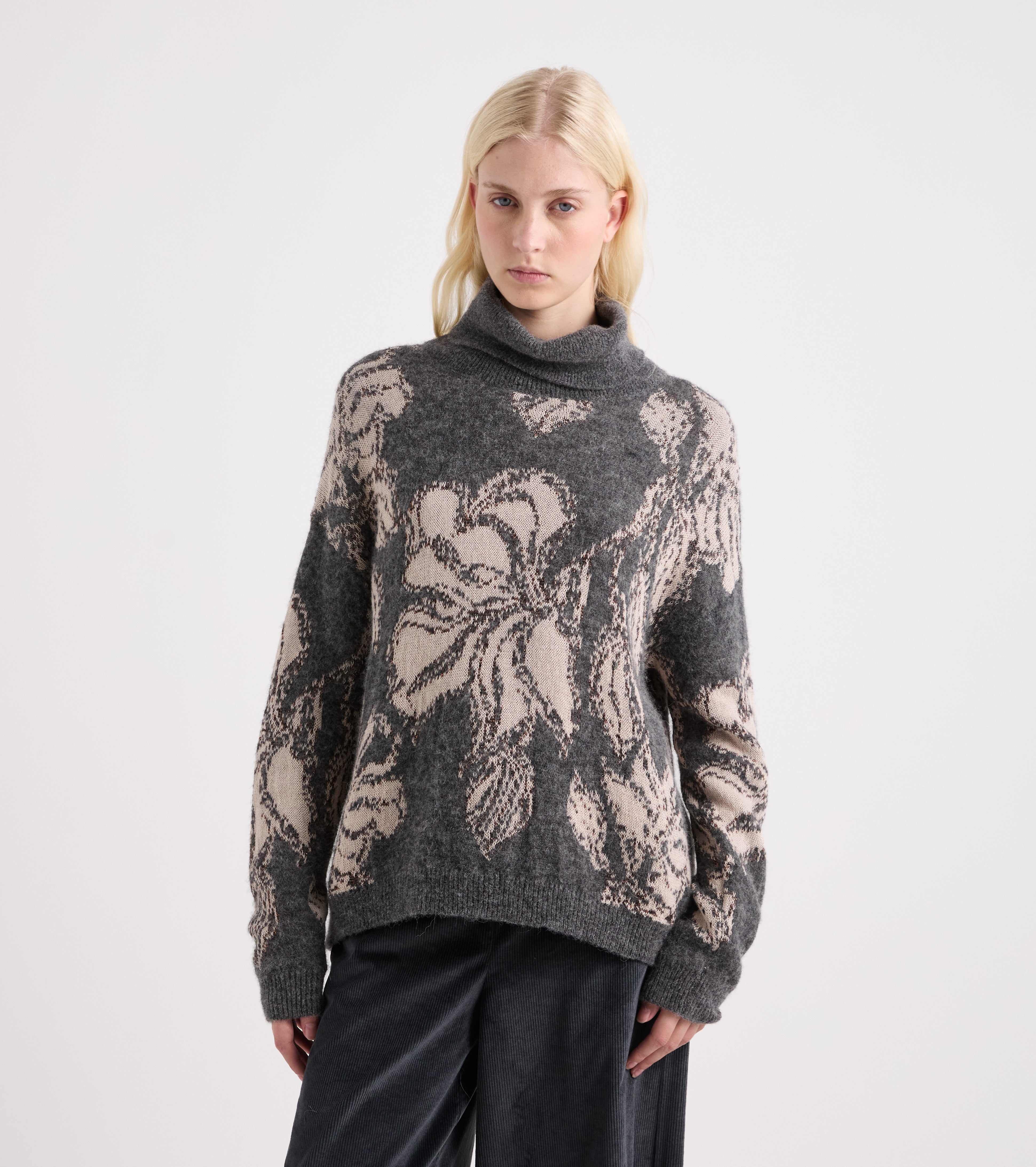 Maglia dolcevita in alpaca jacquard grigio beige