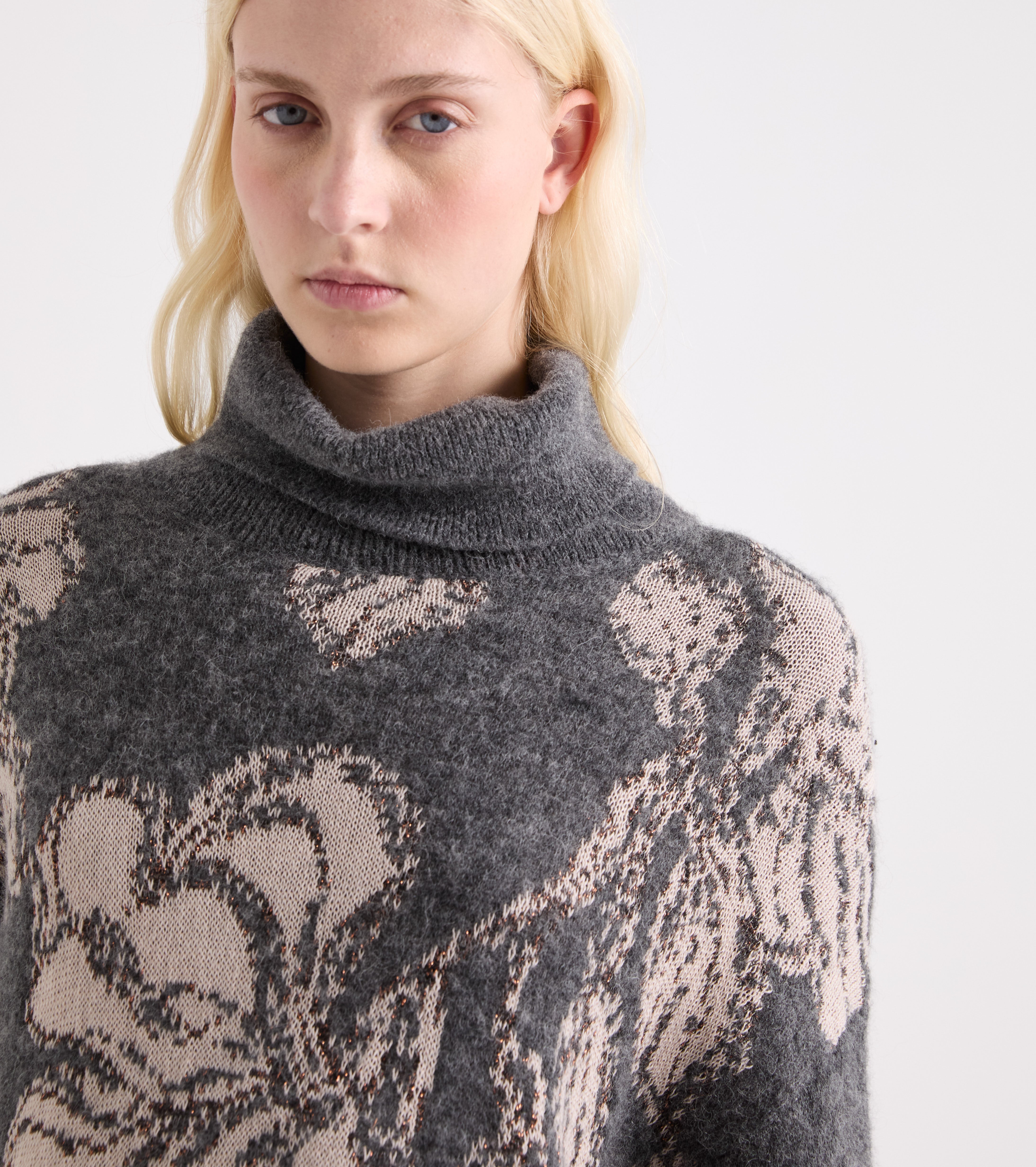 Maglia dolcevita in alpaca jacquard