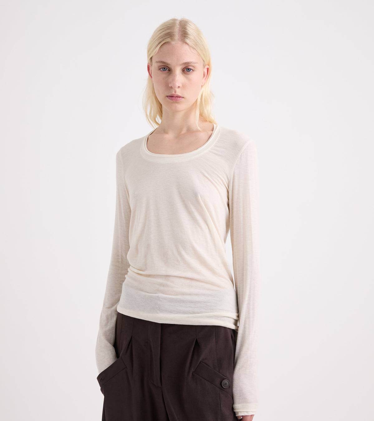 T-shirt in jersey stretch con maniche lunghe papiro