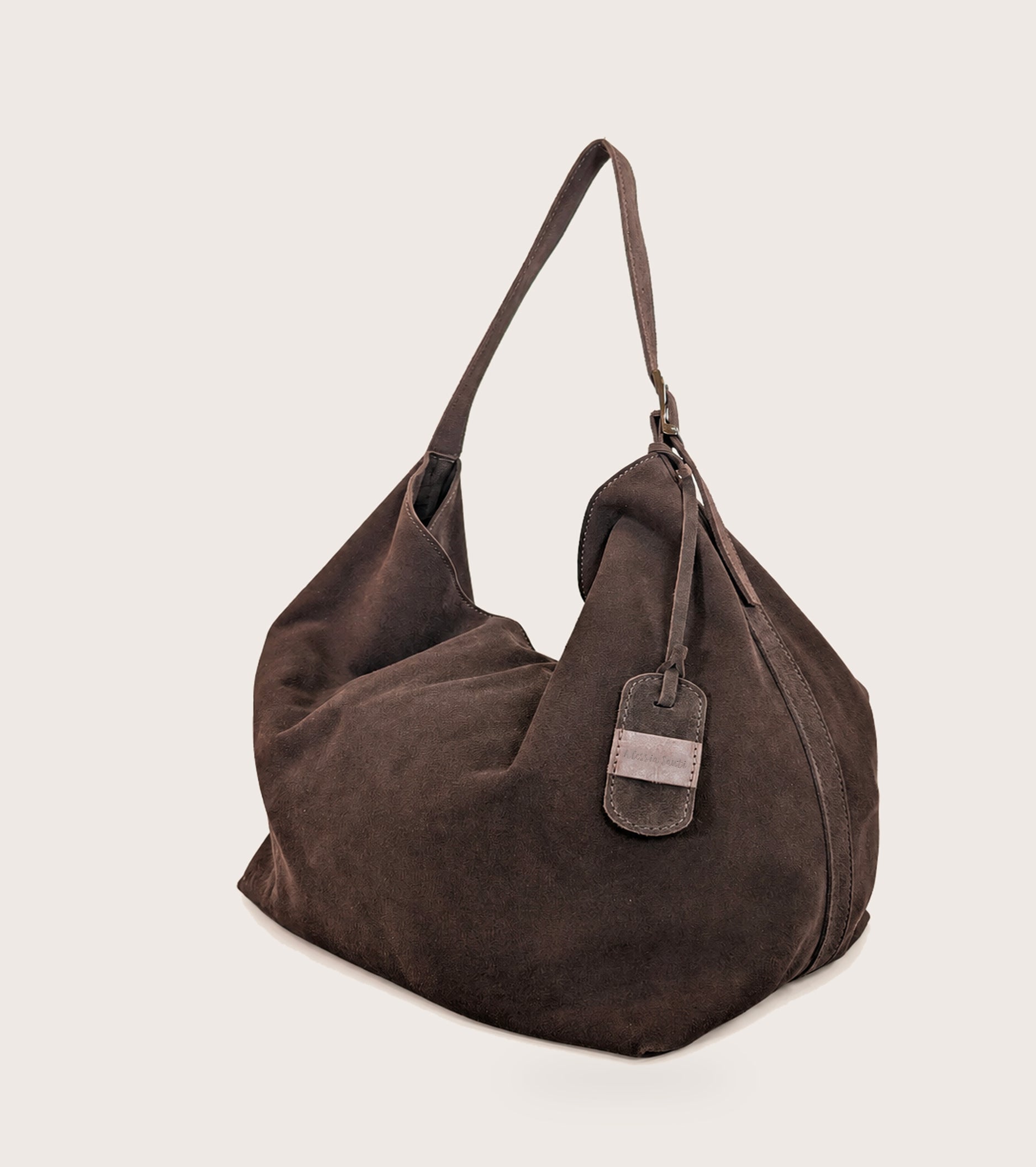 Borsa a spalla in suede con charm ebano