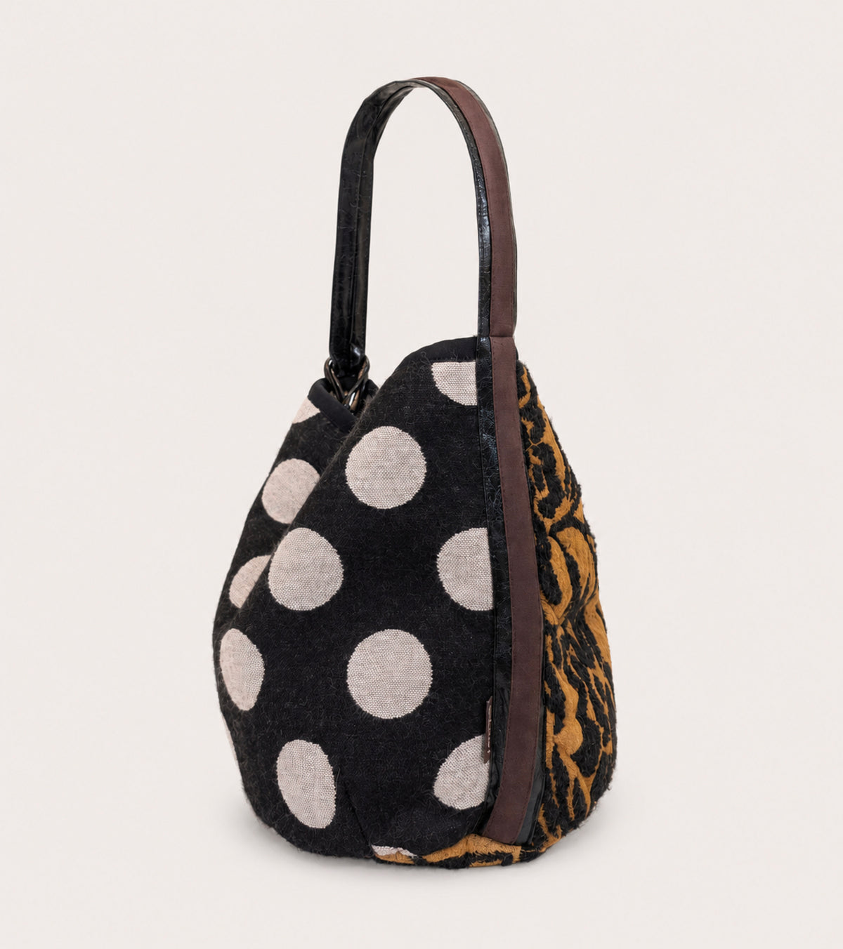 Borsa a secchiello in misto lana jacquard pois damascato