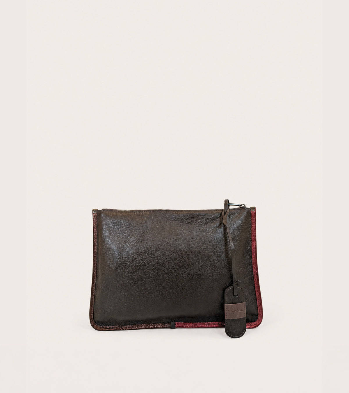 Ebony zip-fastened clutch bag