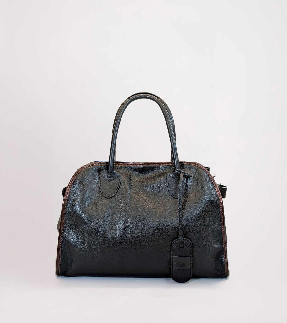 Black diamond-patterned handbag with shoulder strap
