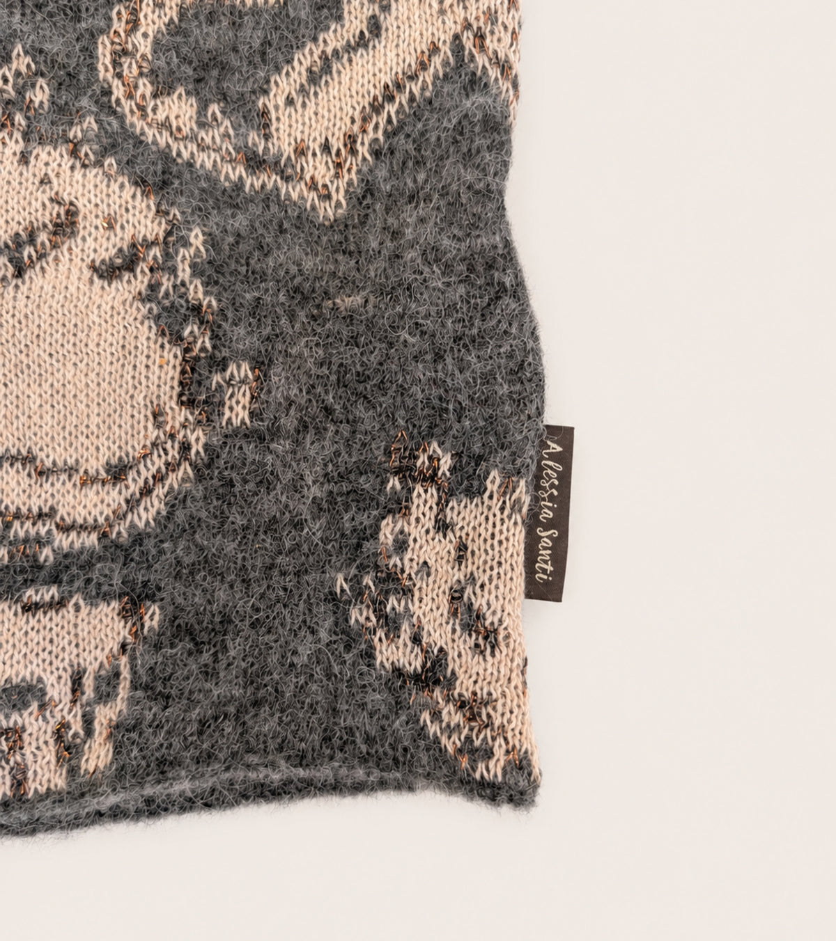 Scaldacollo in filato di misto cotone grigio beige