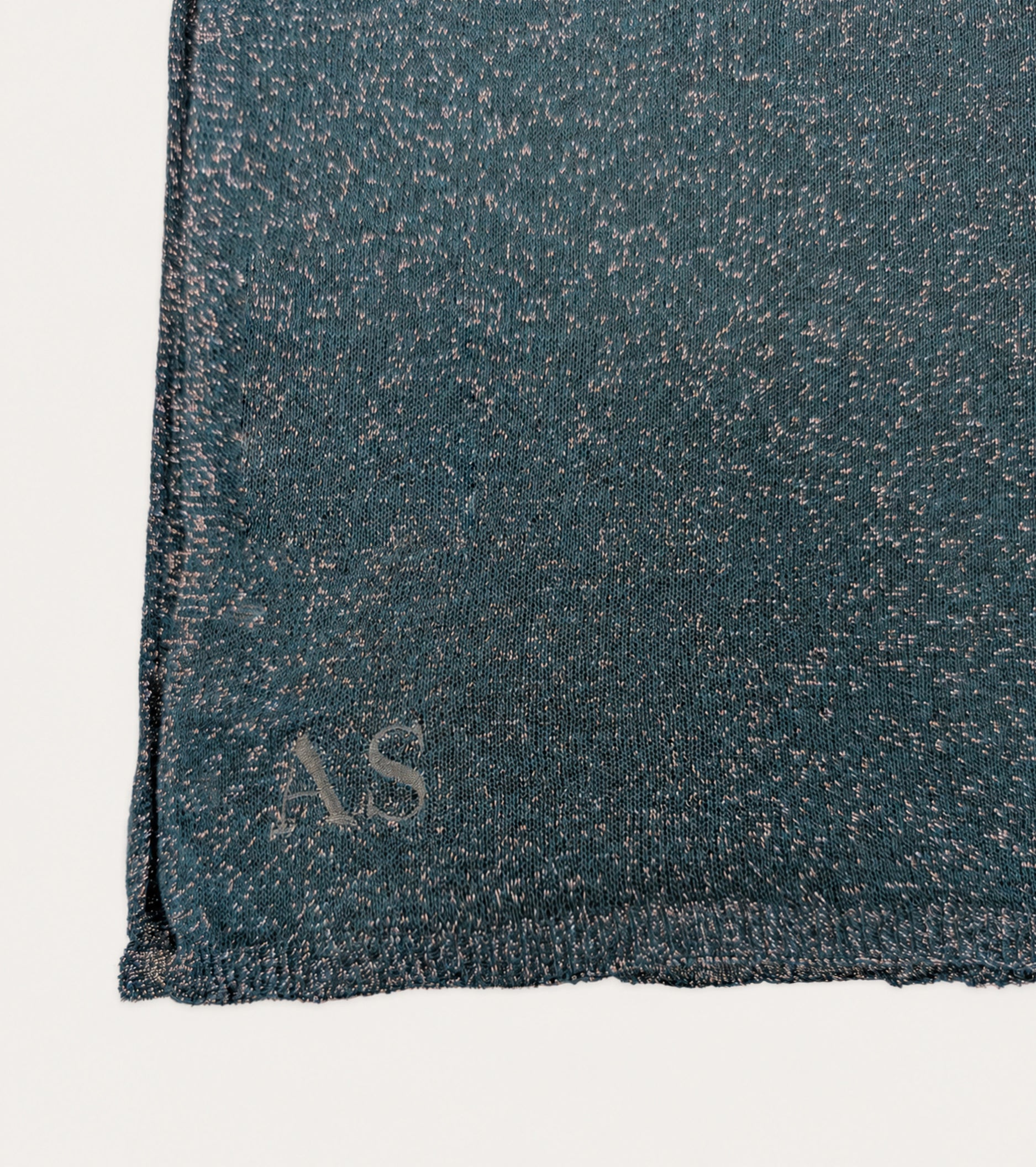 Blue velvet lurex yarn scarf