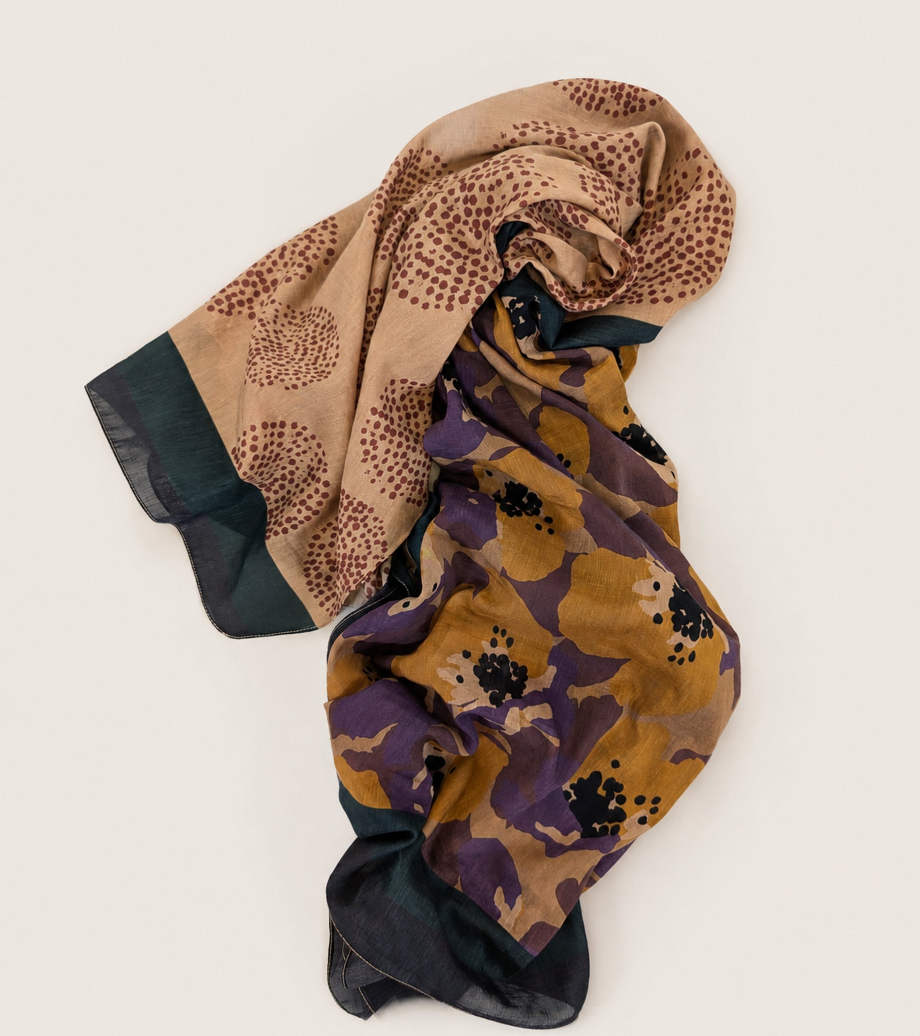 Scarf with polka dots and dark blue flowers